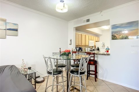 Townhouse in Sarasota, Florida 2 bedrooms, 115.76 sq.m. № 2226764 - photo 11