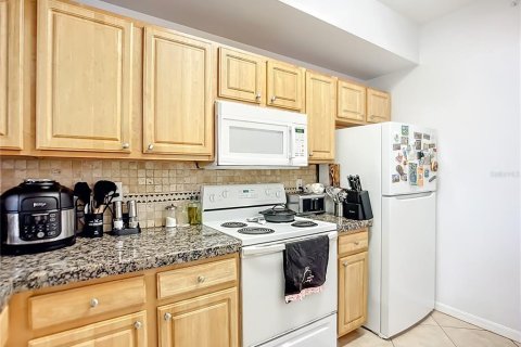 Townhouse in Sarasota, Florida 2 bedrooms, 115.76 sq.m. № 2226764 - photo 6