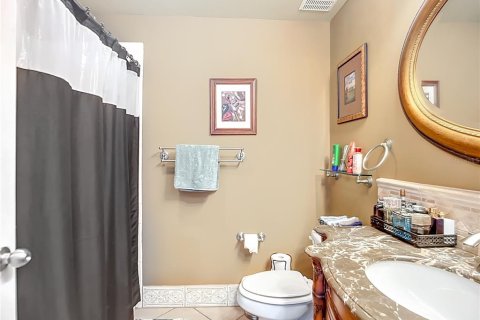 Townhouse in Sarasota, Florida 2 bedrooms, 115.76 sq.m. № 2226764 - photo 23