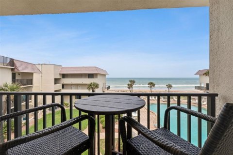 Condo in Ormond Beach, Florida, 1 bedroom № 2105297 - photo 4