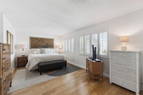 Condo in Ormond Beach, Florida, 1 bedroom № 2105297 - photo 19