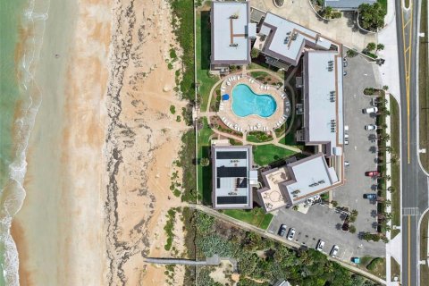 Condo in Ormond Beach, Florida, 1 bedroom № 2105297 - photo 6