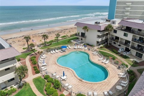 Condo in Ormond Beach, Florida, 1 bedroom № 2105297 - photo 3
