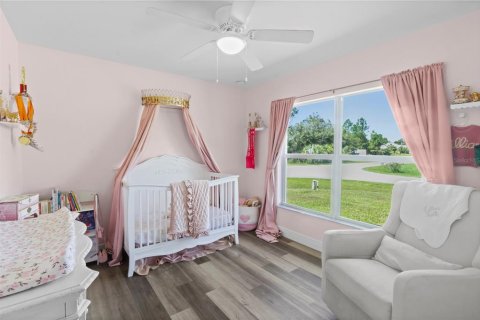 House in North Port, Florida 4 bedrooms, 171.96 sq.m. № 1916461 - photo 15