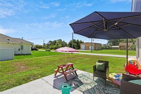 House in North Port, Florida 4 bedrooms, 171.96 sq.m. № 1916461 - photo 24