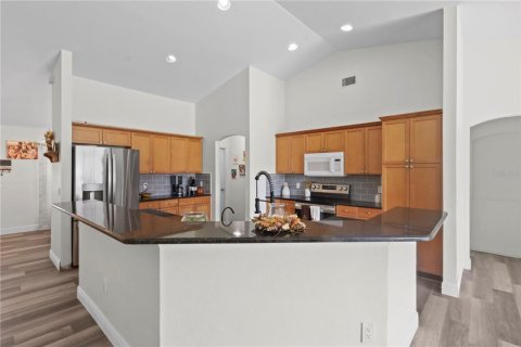 House in North Port, Florida 4 bedrooms, 171.96 sq.m. № 1916461 - photo 11