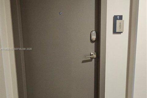 Купить кондоминиум в Дорал, Флорида 2 спальни, 95.13м2, № 2008178 - фото 5