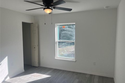 Villa ou maison à vendre à Ocklawaha, Floride: 3 chambres, 102.84 m2 № 1785466 - photo 5