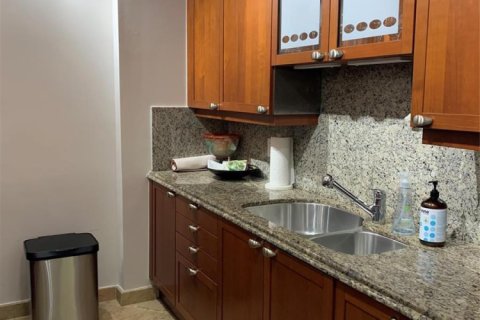 Condo in Hillsboro Beach, Florida, 2 bedrooms  № 2086980 - photo 28