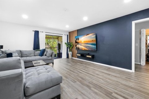Copropriété à vendre à Boca Raton, Floride: 2 chambres, 130.71 m2 № 2325428 - photo 5