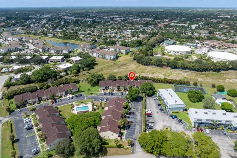 Copropriété à vendre à Boca Raton, Floride: 2 chambres, 130.71 m2 № 2325428 - photo 25