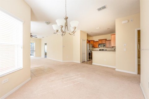 House in Clermont, Florida 2 bedrooms, 139.63 sq.m. № 1716725 - photo 9
