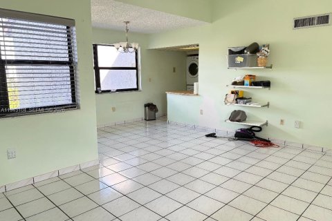 Condominio en venta en Miami, Florida, 2 dormitorios, 93.37 m2 № 2000478 - foto 5