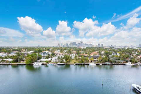 Condominio en alquiler en Fort Lauderdale, Florida, 2 dormitorios, 130.25 m2 № 2030063 - foto 27
