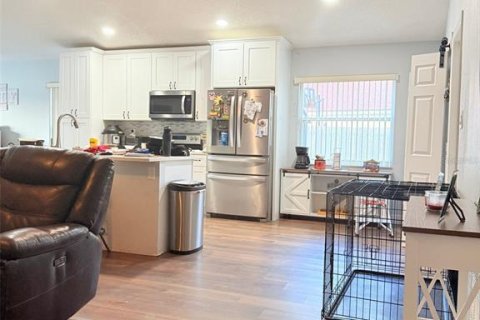 Casa en alquiler en Clermont, Florida, 4 dormitorios, 157.84 m2 № 1740440 - foto 6