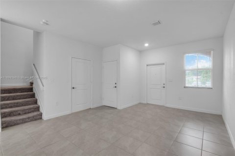 Touwnhouse à vendre à Miami, Floride: 3 chambres, 133.97 m2 № 1951222 - photo 5