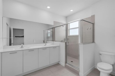 Touwnhouse à vendre à Miami, Floride: 3 chambres, 133.97 m2 № 1951222 - photo 22