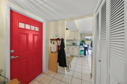 Condominio en alquiler en Sarasota, Florida, 2 dormitorios, 84.45 m2 № 2116396 - foto 13