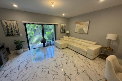 Adosado en venta en Deerfield Beach, Florida, 3 dormitorios, 144.37 m2 № 2183880 - foto 4