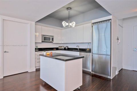 Copropriété à louer à Miami, Floride: 1 chambre, 104.14 m2 № 1971345 - photo 7