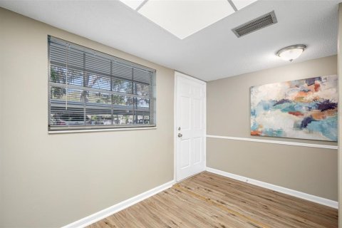 Condominio en venta en Dunedin, Florida, 2 dormitorios, 86.77 m2 № 1575116 - foto 8