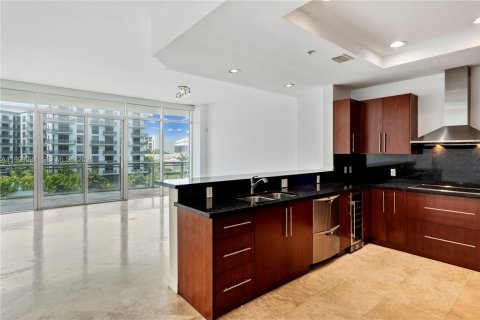 Condo in Miami, Florida, 3 bedrooms  № 2067156 - photo 5