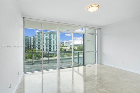 Condo in Miami, Florida, 3 bedrooms  № 2067156 - photo 6