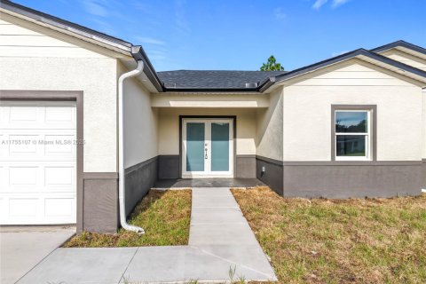 House in Lehigh Acres, Florida 3 bedrooms, 143.81 sq.m. № 1735815 - photo 2