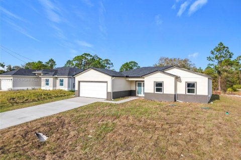 House in Lehigh Acres, Florida 3 bedrooms, 143.81 sq.m. № 1735815 - photo 1