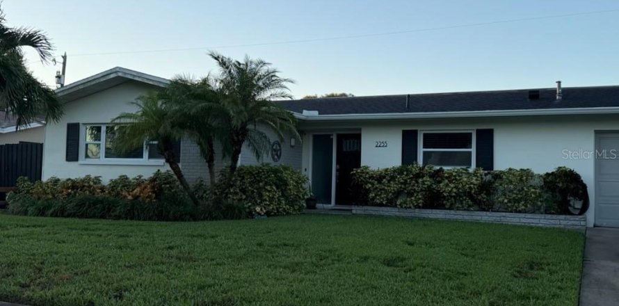 Villa ou maison à Clearwater, Floride 4 chambres, 188.41 m2 № 2415482