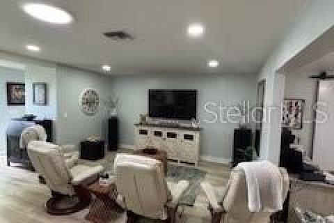 Villa ou maison à vendre à Clearwater, Floride: 4 chambres, 188.41 m2 № 2415482 - photo 9