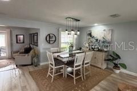 Villa ou maison à vendre à Clearwater, Floride: 4 chambres, 188.41 m2 № 2415482 - photo 8