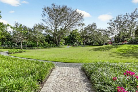 Купить виллу или дом в Пайнкрест, Флорида 6 спален, 594.39м2, № 2043690 - фото 24