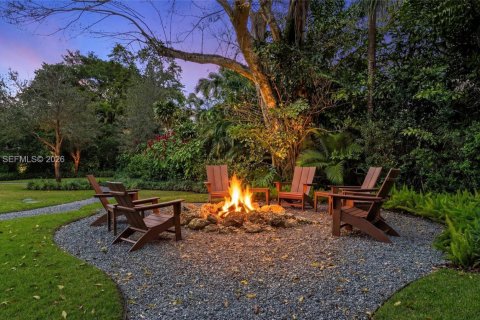 Купить виллу или дом в Пайнкрест, Флорида 6 спален, 594.39м2, № 2043690 - фото 27