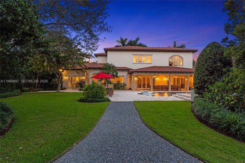 Купить виллу или дом в Пайнкрест, Флорида 6 спален, 594.39м2, № 2043690 - фото 13