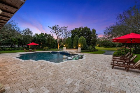 Купить виллу или дом в Пайнкрест, Флорида 6 спален, 594.39м2, № 2043690 - фото 16