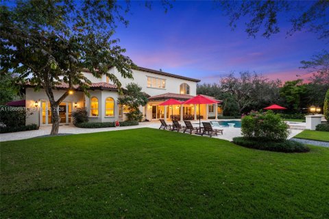 Купить виллу или дом в Пайнкрест, Флорида 6 спален, 594.39м2, № 2043690 - фото 11