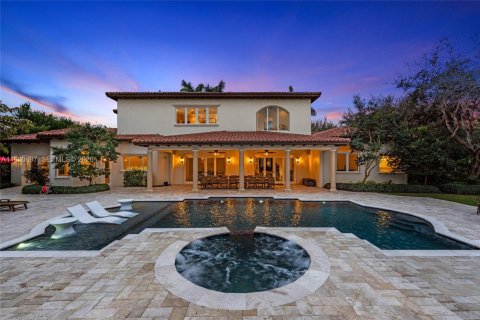 Купить виллу или дом в Пайнкрест, Флорида 6 спален, 594.39м2, № 2043690 - фото 14