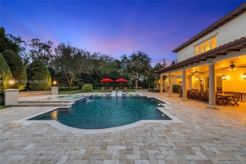 Купить виллу или дом в Пайнкрест, Флорида 6 спален, 594.39м2, № 2043690 - фото 15