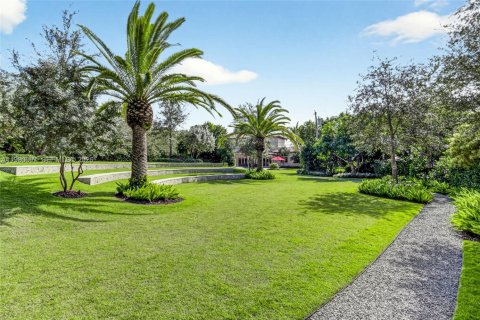 Купить виллу или дом в Пайнкрест, Флорида 6 спален, 594.39м2, № 2043690 - фото 20