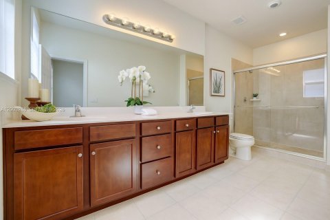 Townhouse in Miami, Florida 3 bedrooms, 158.03 sq.m. № 2066581 - photo 17