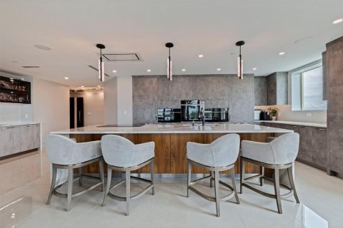 Condo in Tierra Verde, Florida, 3 bedrooms  № 2396304 - photo 6