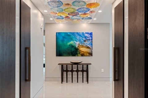 Condo in Tierra Verde, Florida, 3 bedrooms  № 2396304 - photo 30