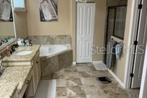 Casa en alquiler en Gainesville, Florida, 4 dormitorios, 229.93 m2 № 1910449 - foto 8