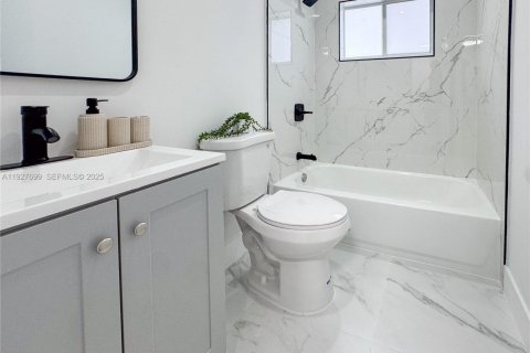 Villa ou maison à vendre à Homestead, Floride: 3 chambres, 75.81 m2 № 1987141 - photo 11