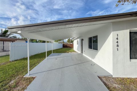 Villa ou maison à vendre à Homestead, Floride: 3 chambres, 75.81 m2 № 1987141 - photo 3
