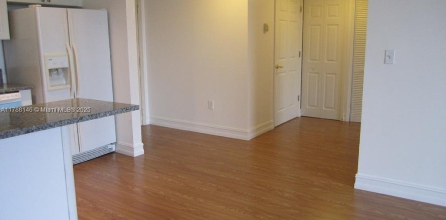 Condo in Miami, Florida, 1 bedroom  № 1705089