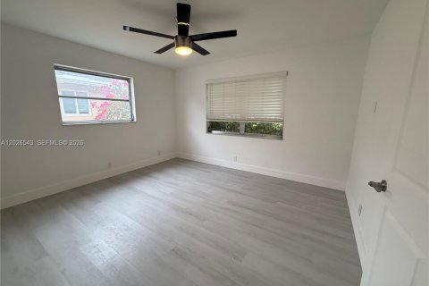 Купить виллу или дом в Тамарак, Флорида 2 спальни, 108.14м2, № 2085740 - фото 19