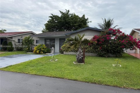 Villa ou maison à Tamarac, Floride 2 chambres, 108.14 m2 № 2085740