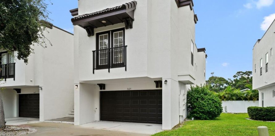 Touwnhouse à Tampa, Floride 3 chambres, 163.88 m2 № 1918421